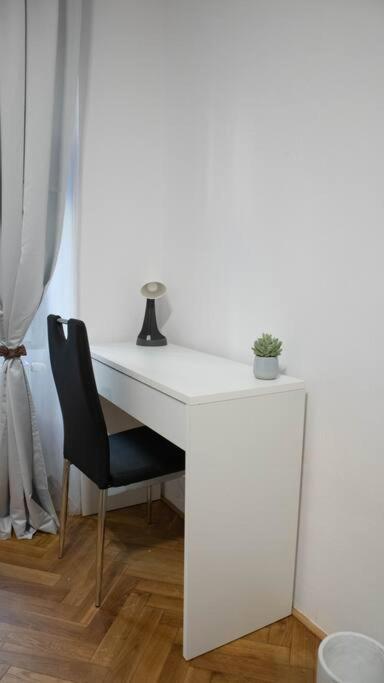 Modern Apartment In The Center Of Prague Exterior photo